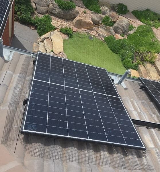 17.1 kW Solar and 30 kWh Battery Installation in Blakeview, SA