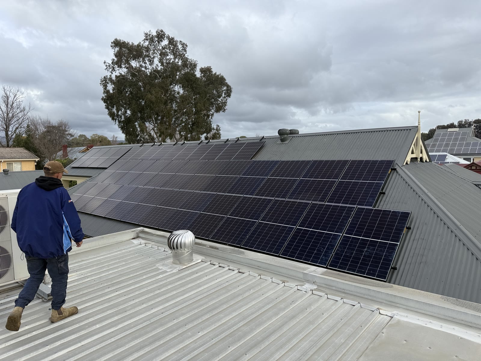 16.63 kW Solar and 32 kWh Battery Installation in Saint Peters, SA