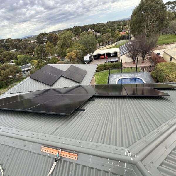 14.08 kW Solar and 20 kWh Battery Installation in Greenwith, SA