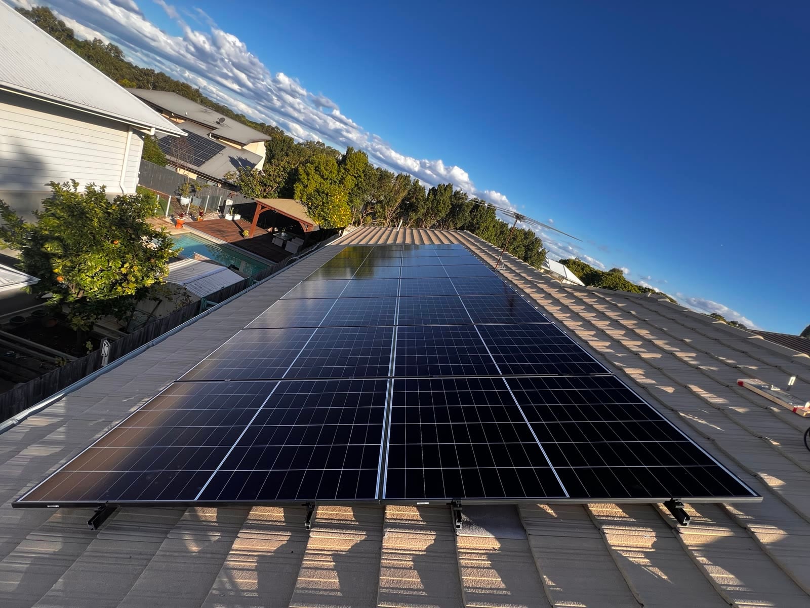 17.58 kW Solar and 33.28 kWh Battery Installation in North Lakes, QLD