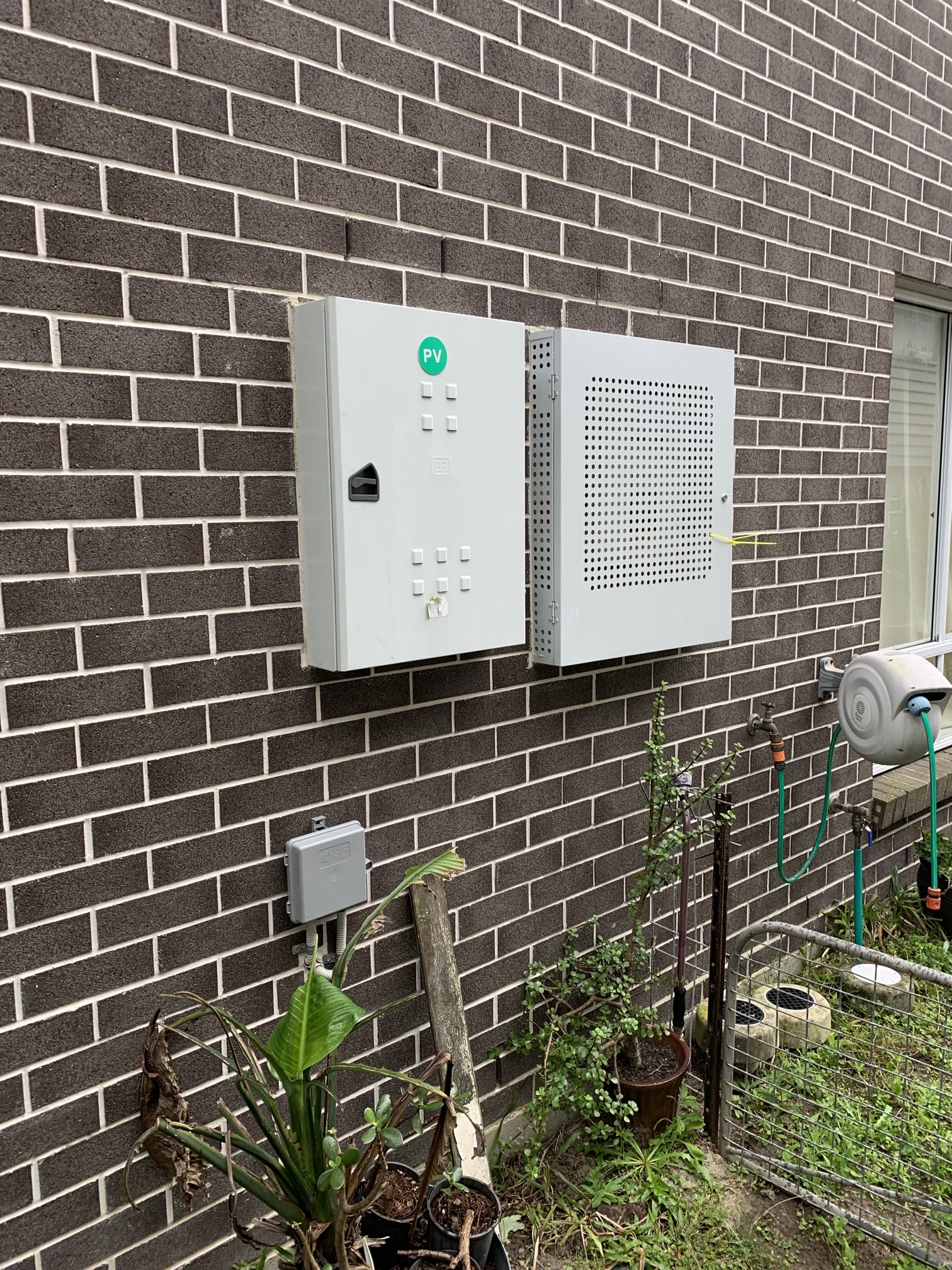 15.2 kW Solar and 41.6 kWh Battery Installation in Golden Beach, QLD