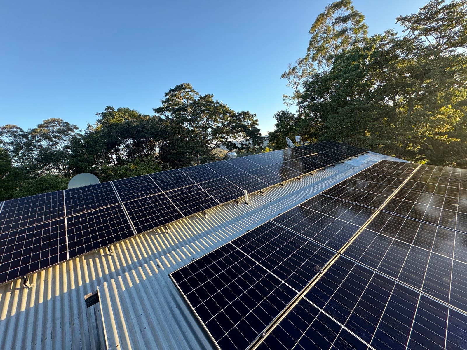 13.3 kW Solar and 33.28 kWh Battery Installation in Kin Kin, QLD